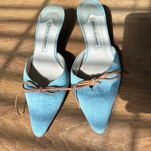 MANOLO BLAHNIK kitten heels SIZE 39 | 8.5